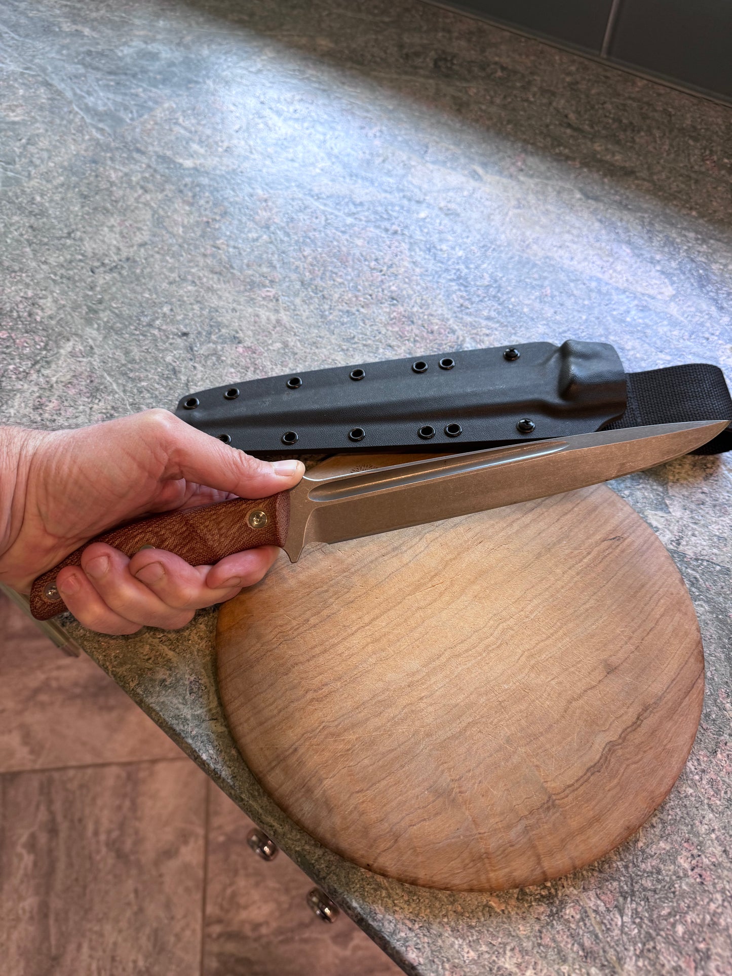 CPK Shiv 2.0 — Delta 3V (8" Blade)