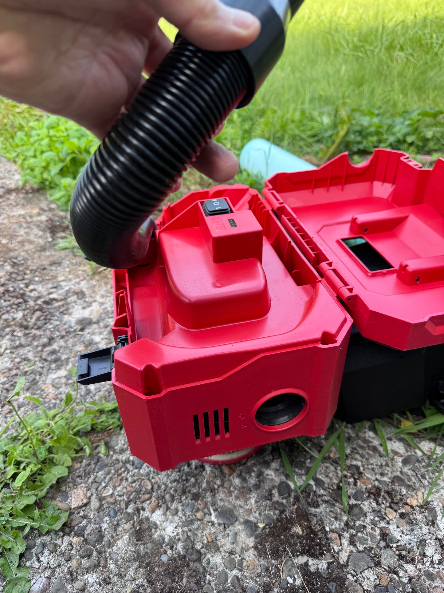 Milwaukee M12 FUEL Shop Vac + AIR-TIP Motorized Nozzle + Compact Vacuum — Complete 3-Piece Set | Excellent Condition