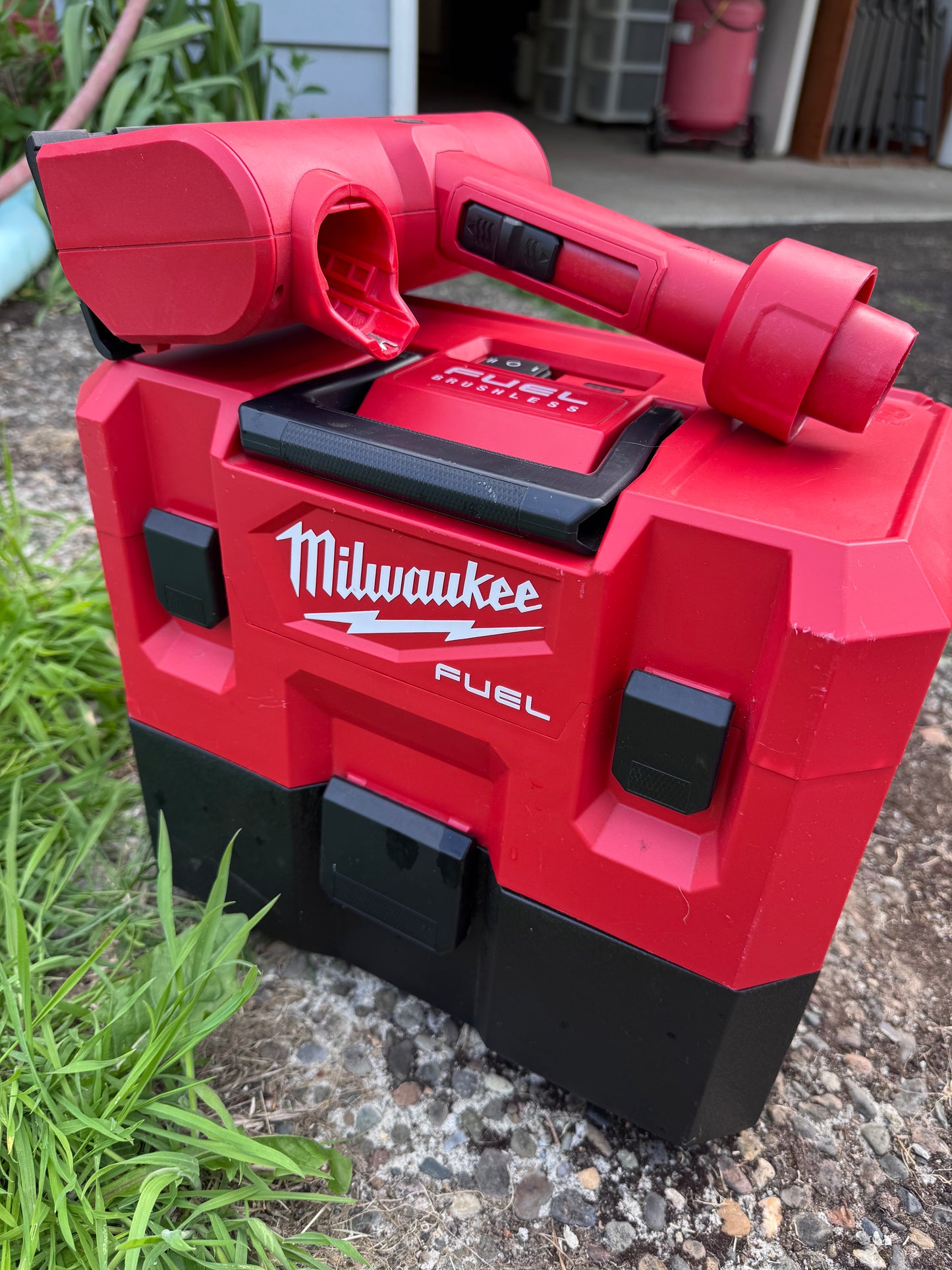 Milwaukee M12 FUEL Shop Vac + AIR-TIP Motorized Nozzle + Compact Vacuum — Complete 3-Piece Set | Excellent Condition